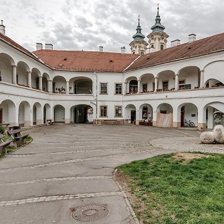Arany Csillag Apartman Eger Exterior photo