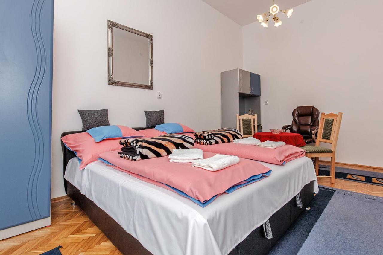 Arany Csillag Apartman Eger Exterior photo